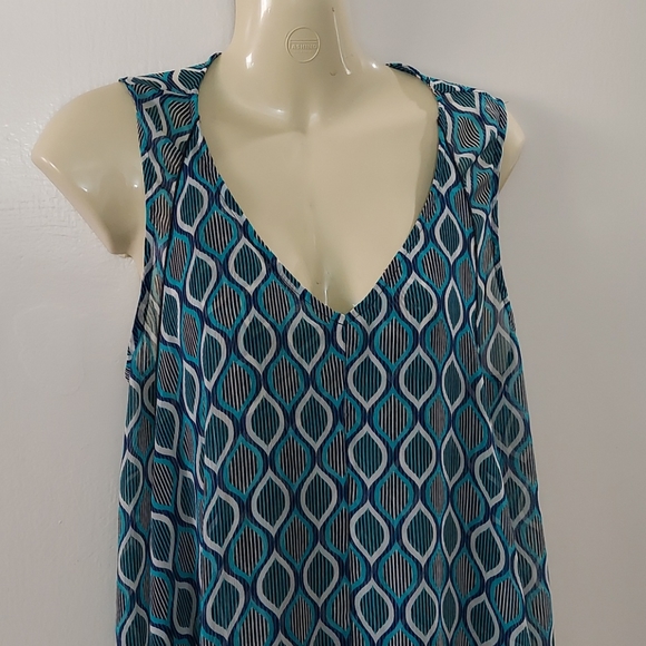 Lined Ellipse' Print Sleeveless Asymmetrical Shift - Picture 9 of 9
